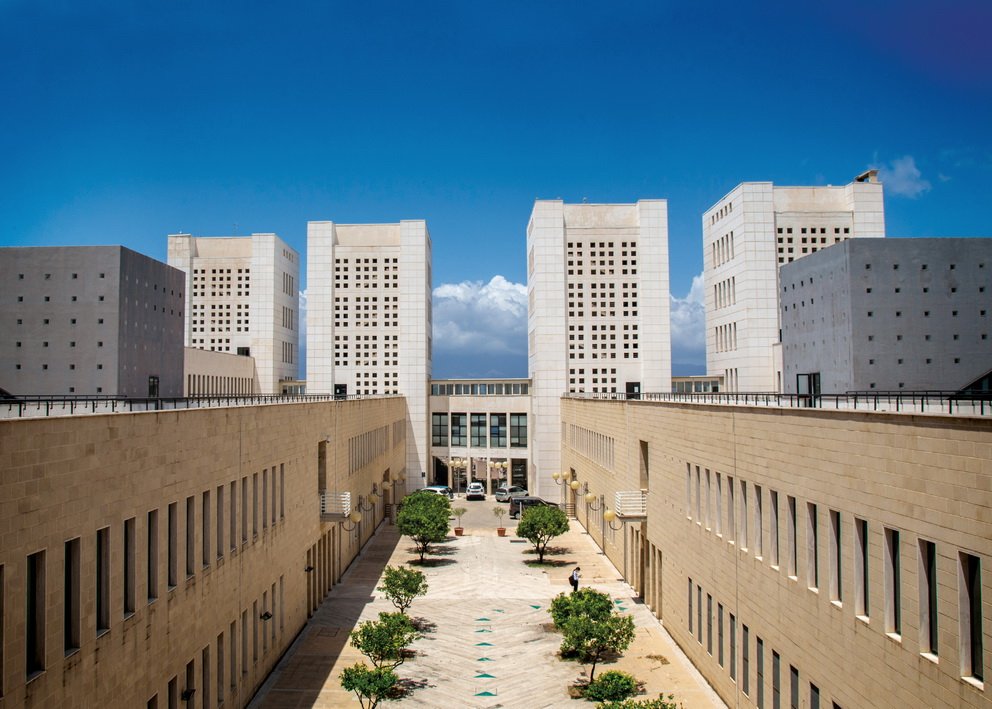 Università - university torri towers